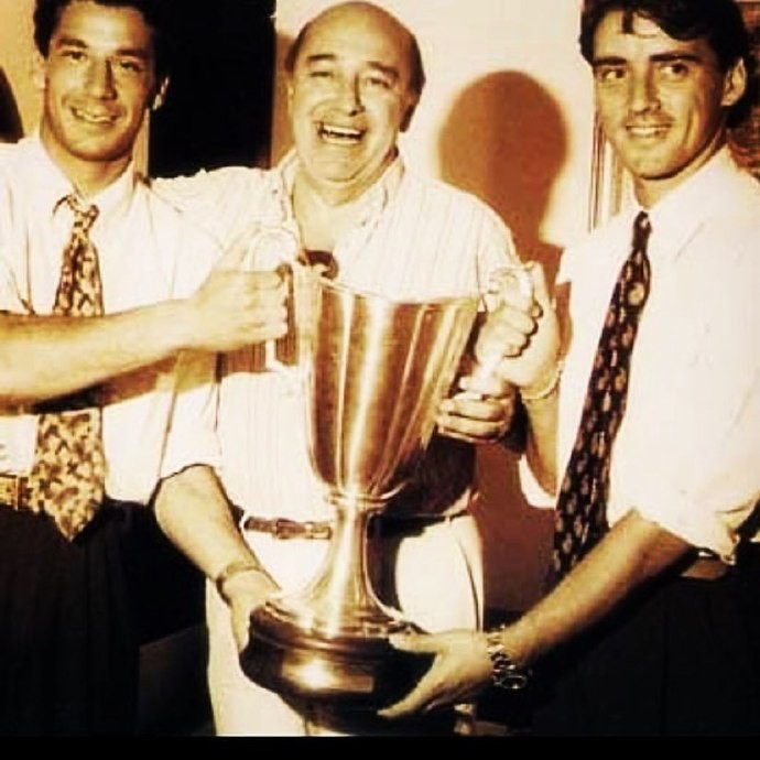 罗伯托曼奇尼个人简介,罗伯托曼奇尼个人资料