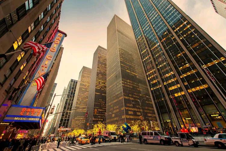 全球最贵的三条街,世界上最昂贵的2条街