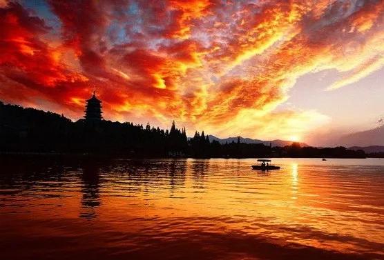 七绝西湖十景诗,七律原创诗词写景