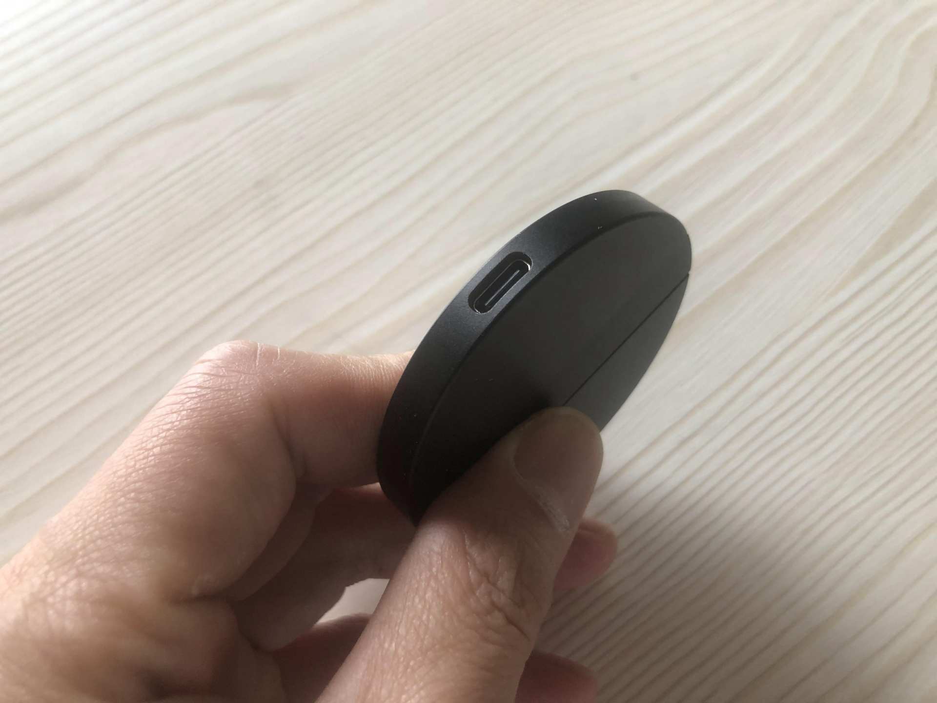 ESR亿色,esr亿色充电头