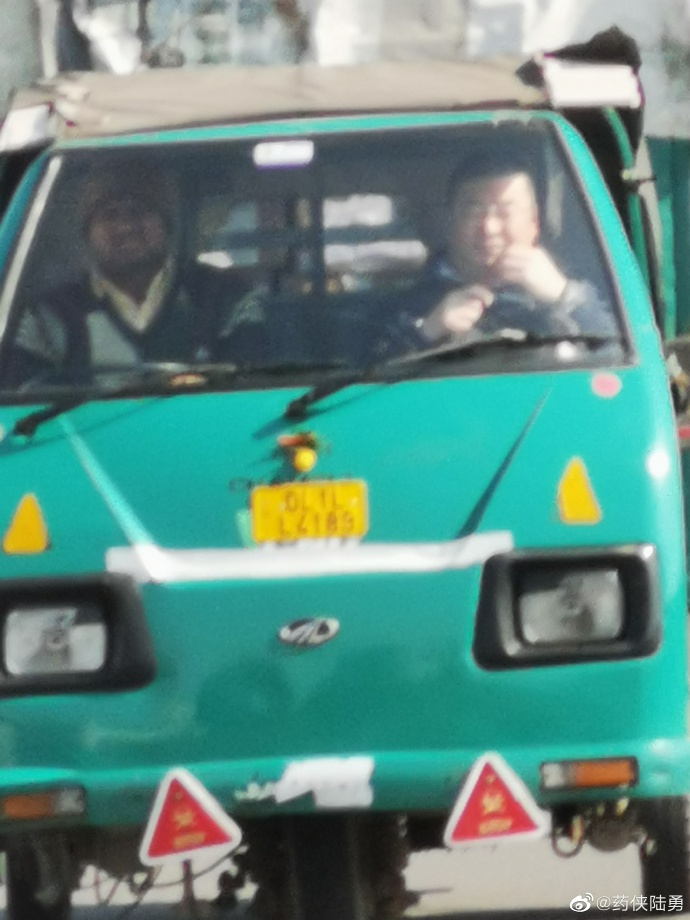 我不是药神原型陆勇的节目,我不是药神药侠原型陆勇