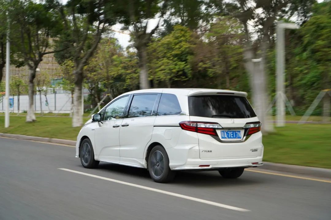 奥德赛油灯亮了还能跑多少公里,混动奥德赛油灯亮还能跑多少公里