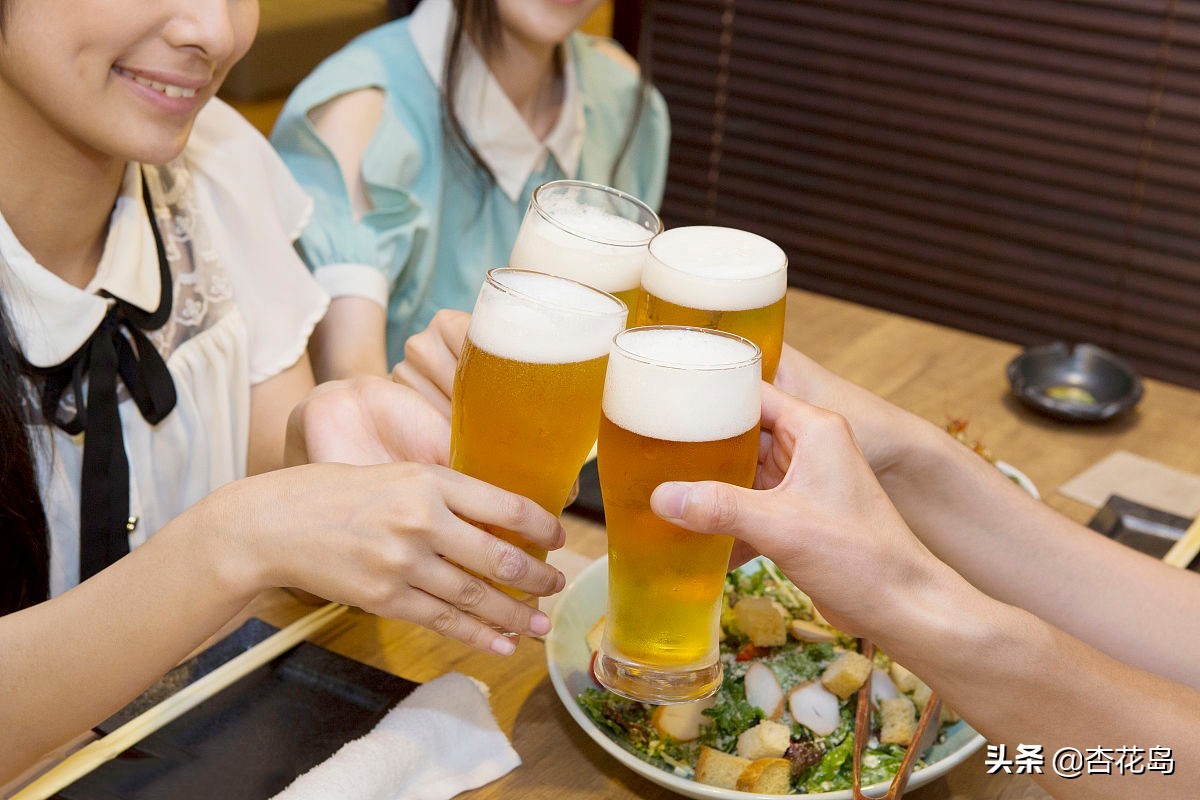 为什么喝酒后不能吃头孢,使用头孢类抗生素期间不能饮酒