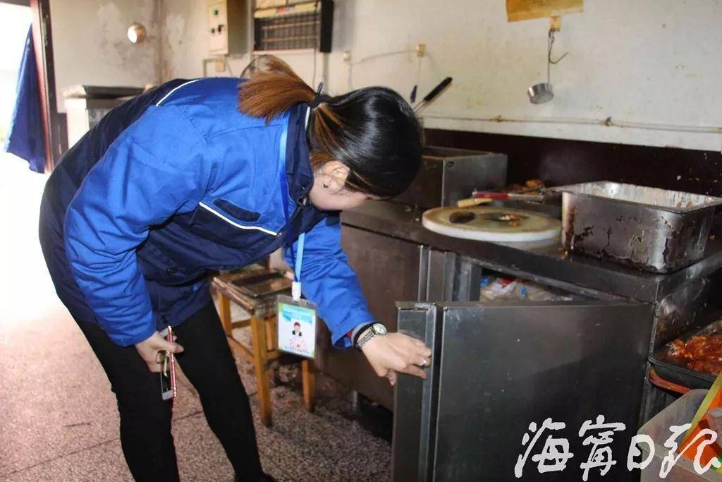 车库起家，被查下架！海宁网红美食店银泰边重生，月销4000-5000单