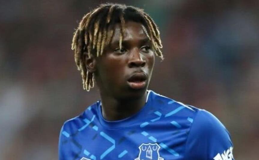 20岁的摩西基恩，在英超联赛黯然失色，是否是下一个巴洛特利