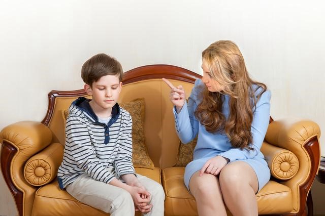 冷漠式教育和宠爱,父母对孩子难以启齿的教育