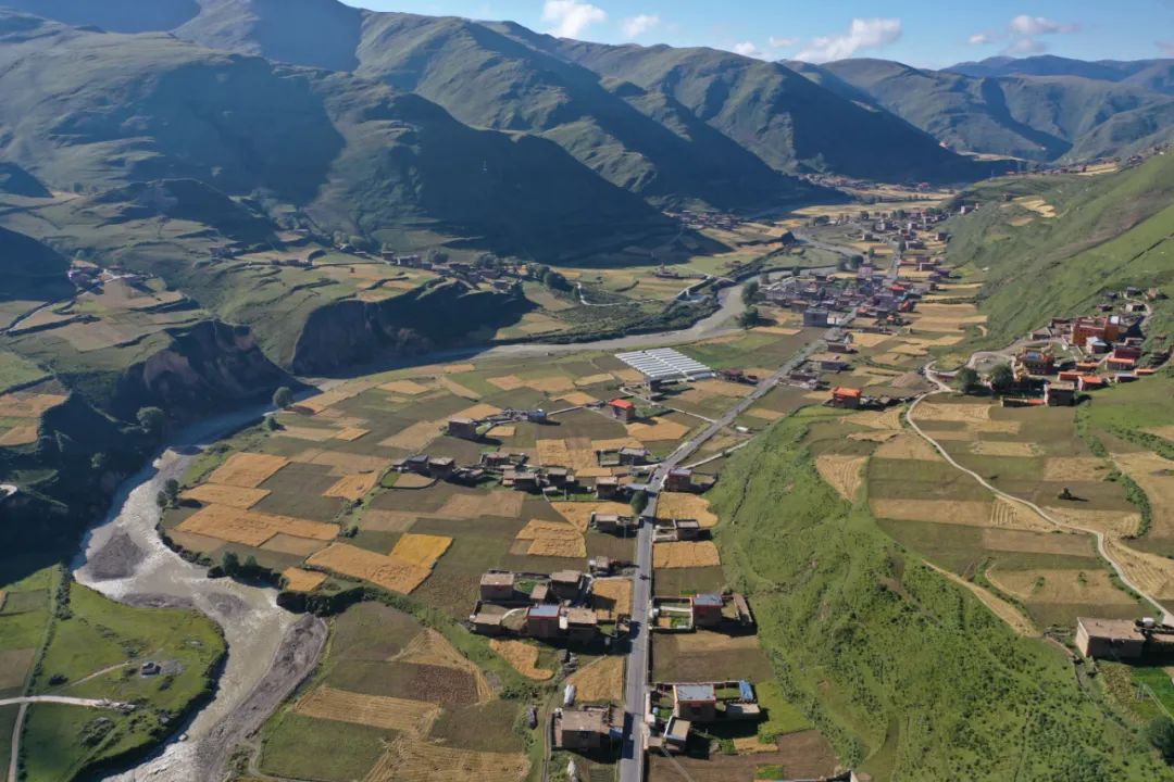 丝路甘孜康藏秘境第三站色达,甘孜色达穿越之行