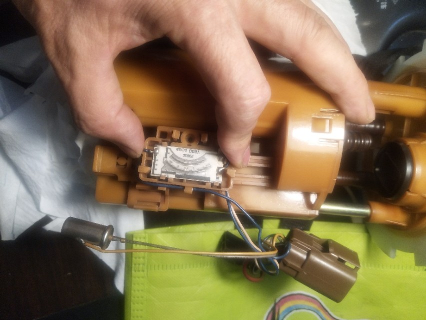 景程燃油压力阀抖动厉害,雪佛兰景程燃油泵召回