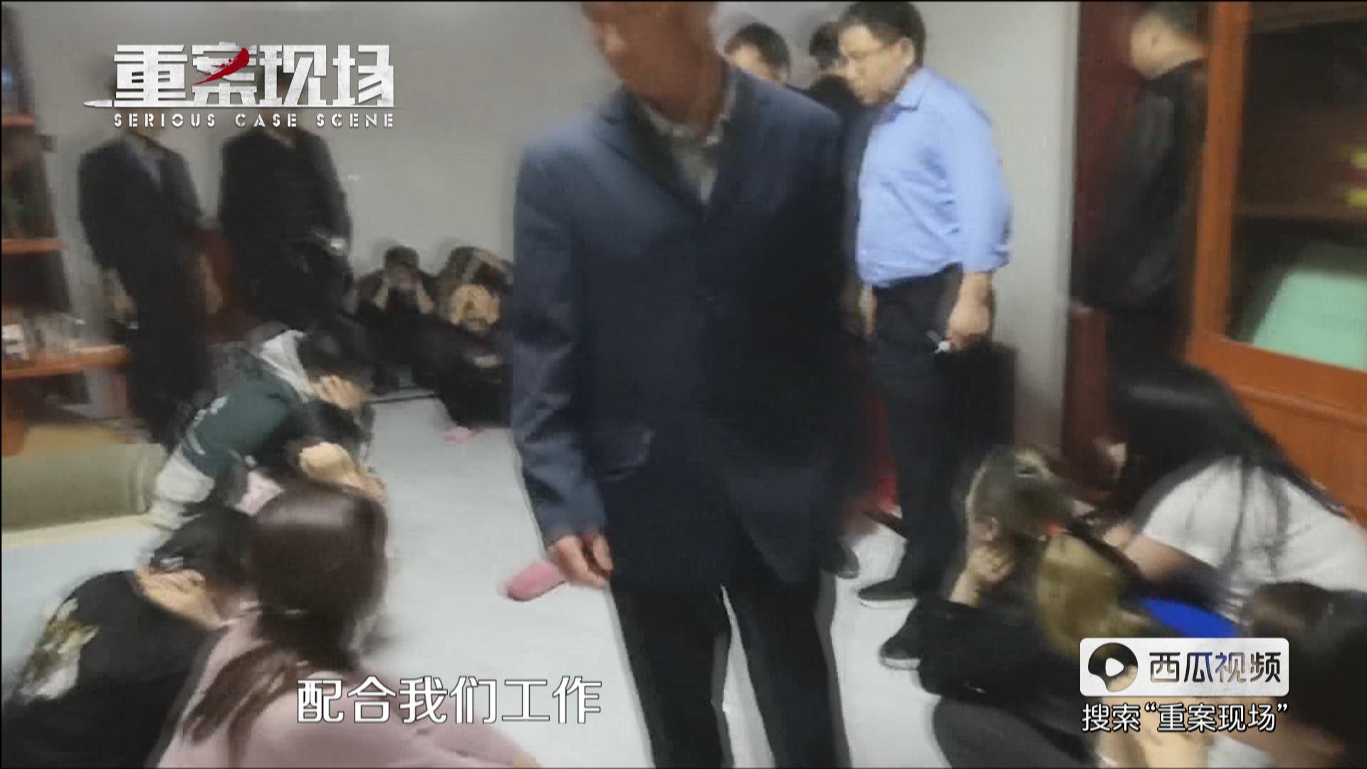 十多名小姑娘深陷诈骗组织，一天成功两单，不到一月诈骗数十万！小心兑换积分也有“诈”