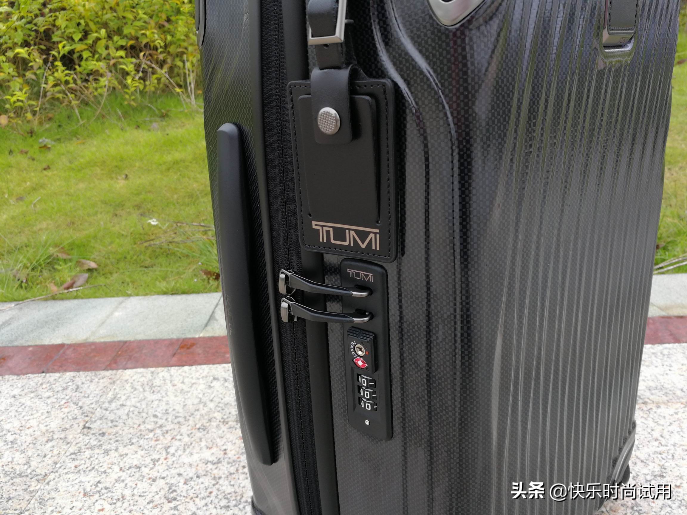 tumi拉杆箱款式推荐,tumi金属旅行箱