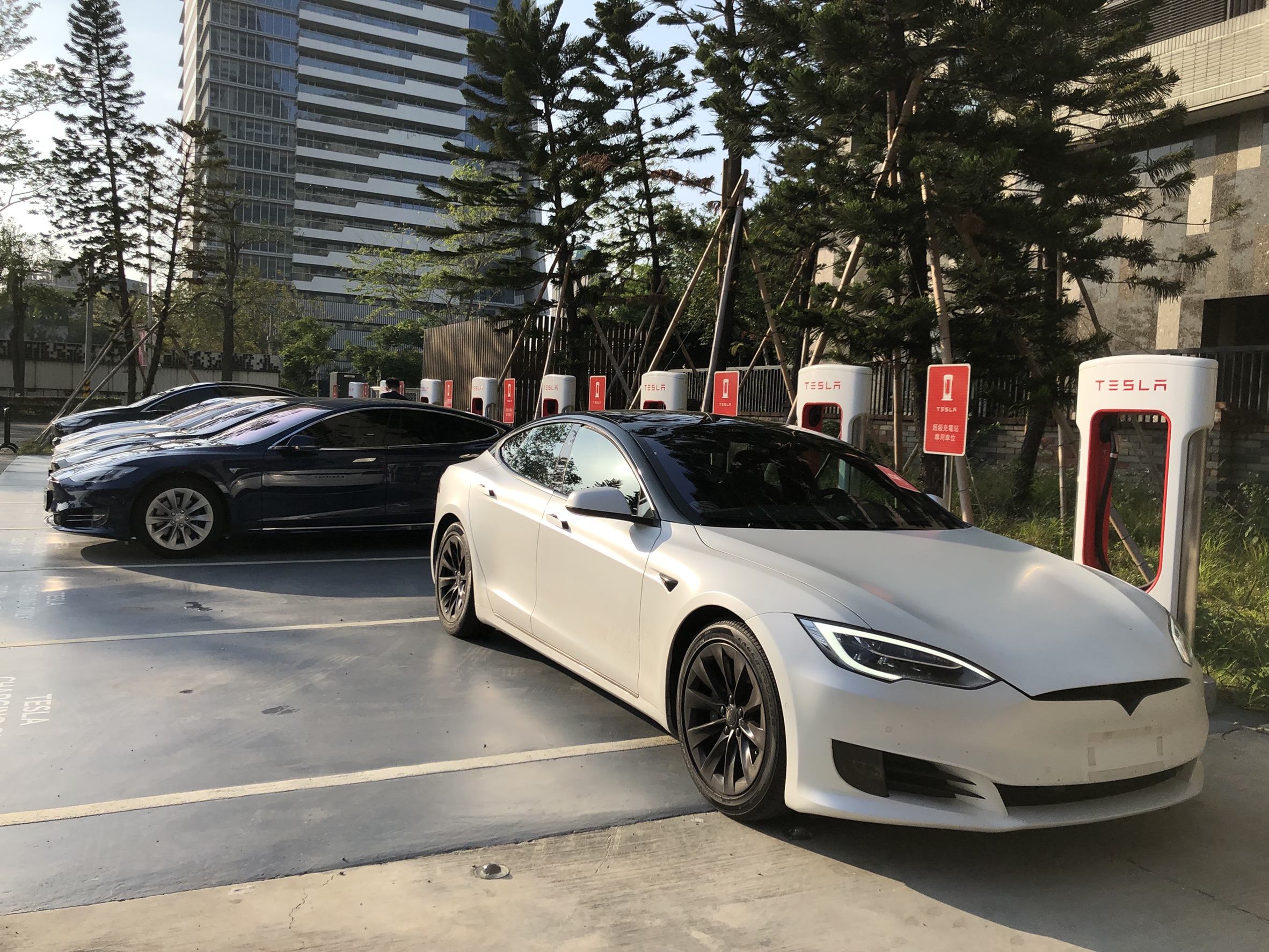 最近几年纯电动汽车市场,纯电动汽车弊端有哪些