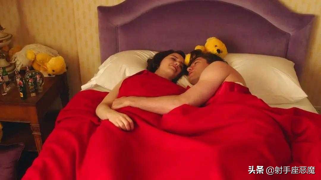 神剧回归：生活就像散场后的马戏团，总是有限温存，无限心酸