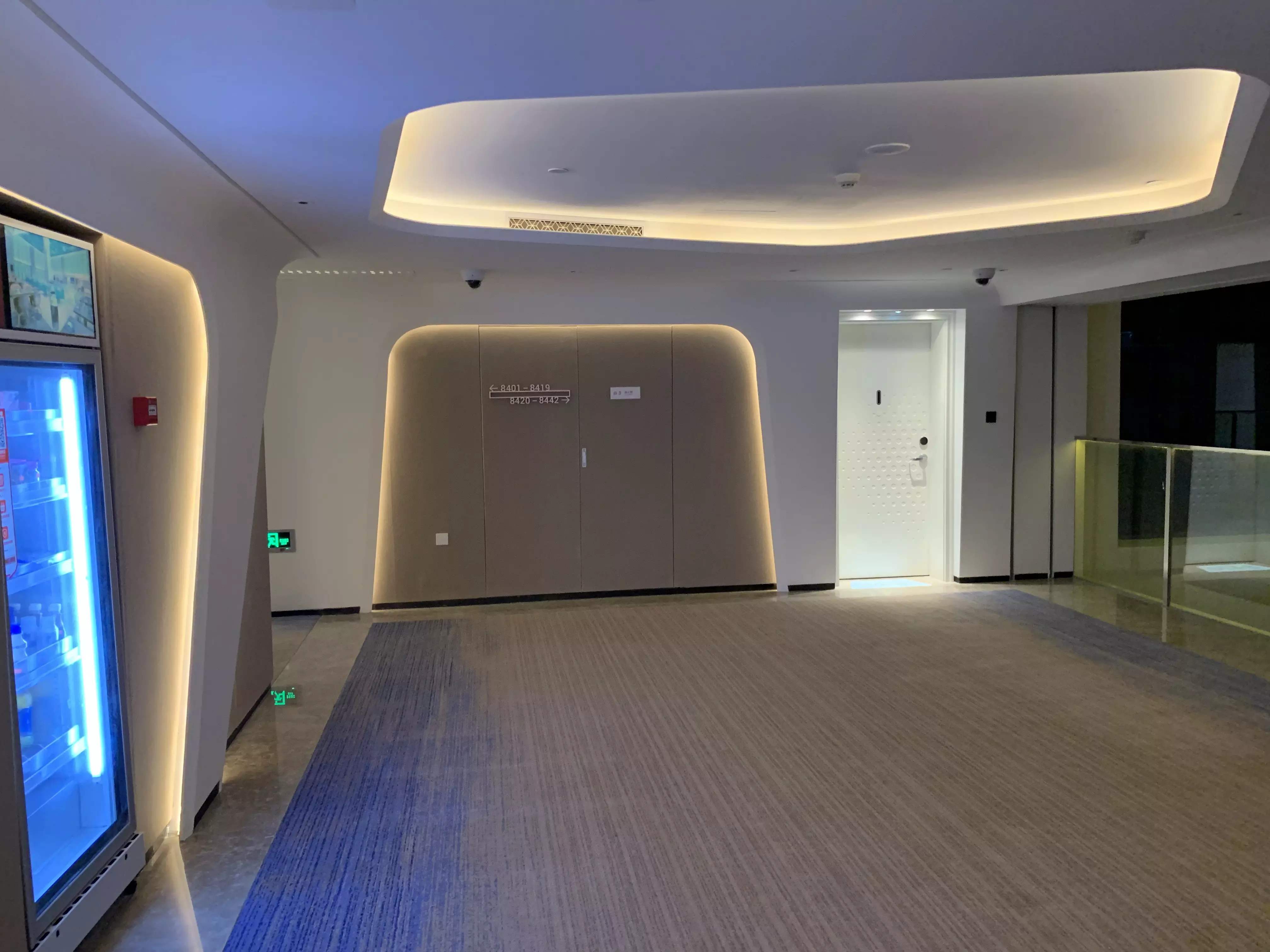 马云在杭州的高科技“无人酒店”，一晚899，现状如何了？