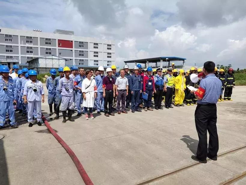 液氨泄漏安全应急预案,32吨硫酸泄漏消防交警紧急处理