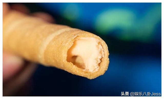 在李佳琦直播间买零食，是个划算的选择吗？