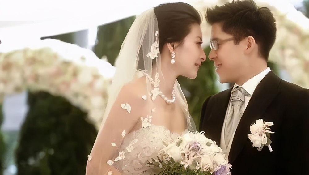 郭碧婷和郭晶晶的对比,郭碧婷和郭晶晶什么关系