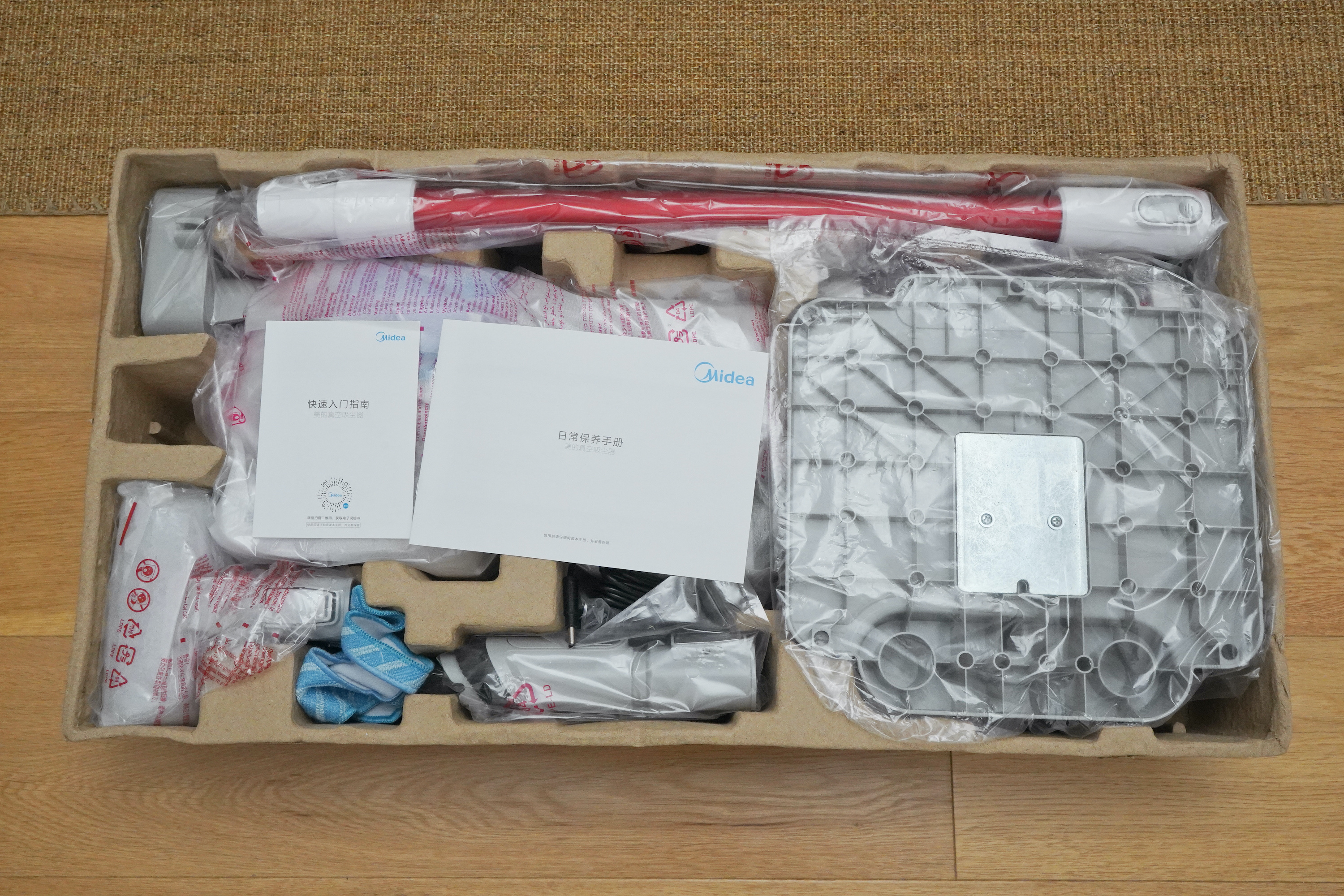 美的吸尘器p6pro拖地,美的p6吸尘器安装视频