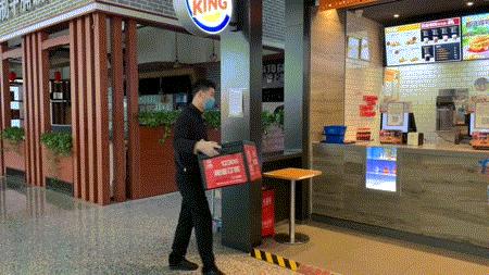 疫情期间火车上提供饭菜吗,疫情期间在火车买东西吃