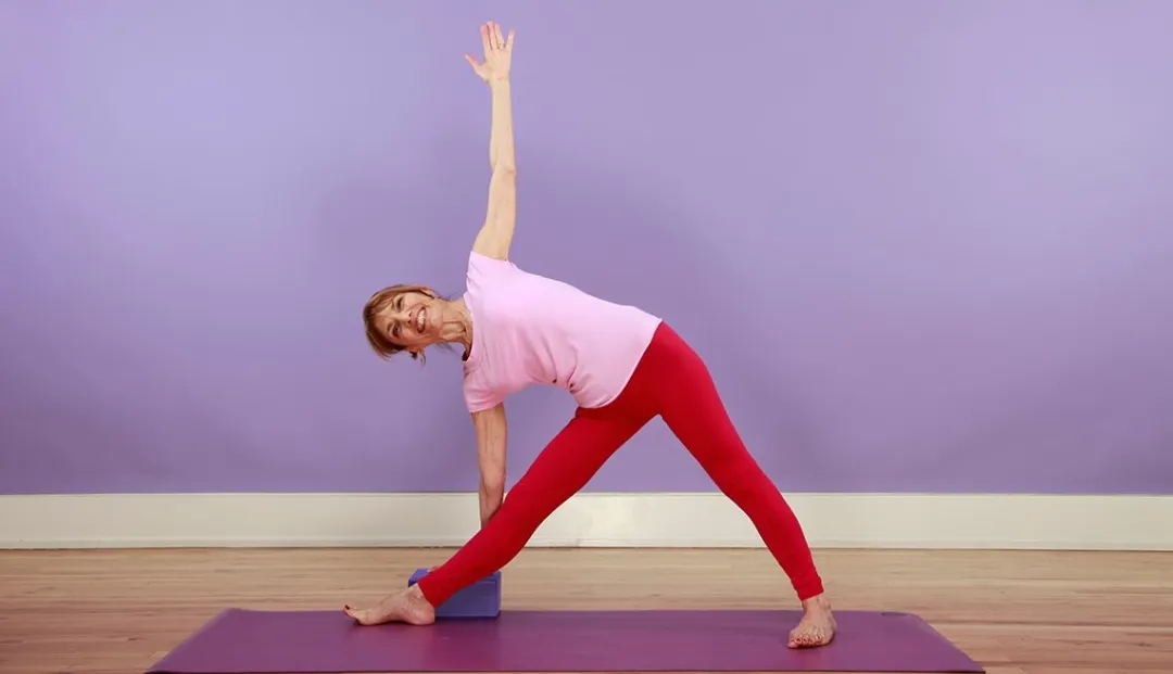 抗衰老瑜伽，练好了比打针还有效！适合40岁以上女性练习