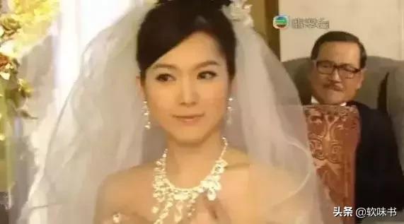 踩着天王嫁豪门，心机女人最好命？