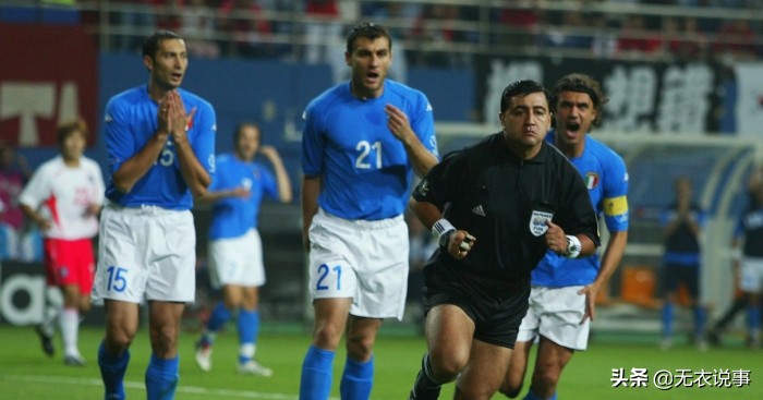 足球中有哪些不可思议的事情,足球场上有争议的时刻