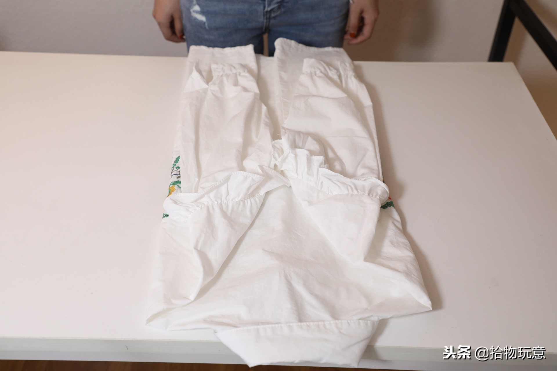 叠衣服整理妙招,叠衣服上衣收纳整理技巧