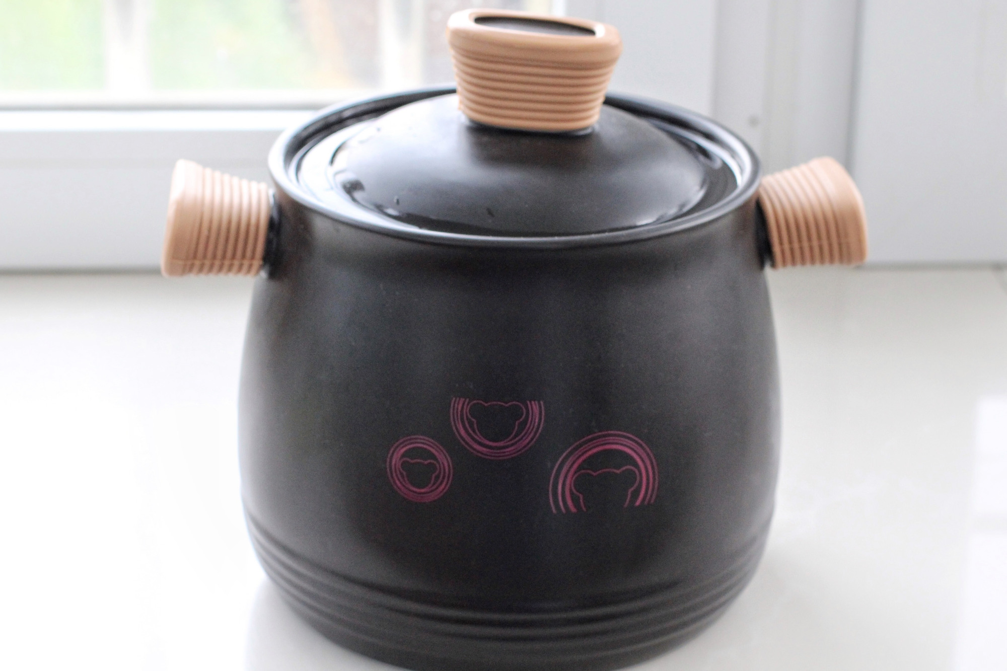 老式腌鸭蛋流油的方法,70岁老人腌鸭蛋的做法