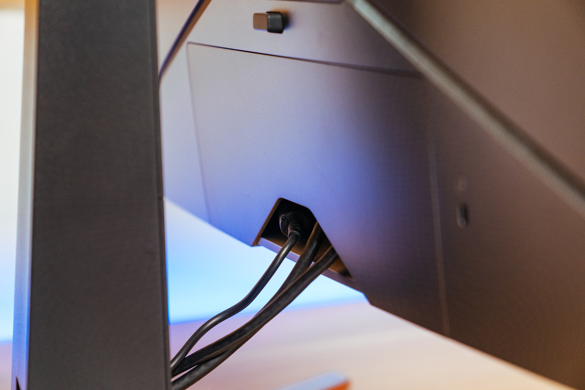 27寸游戏显示器游戏体验,27寸的4k游戏显示器