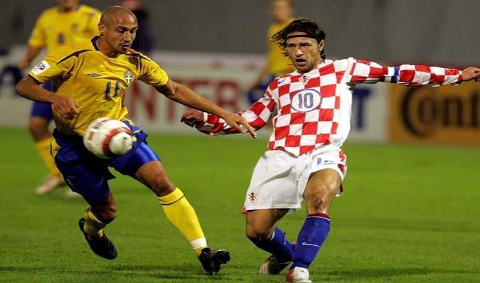 伊布欧洲杯凌空进球,伊布欧洲杯进球