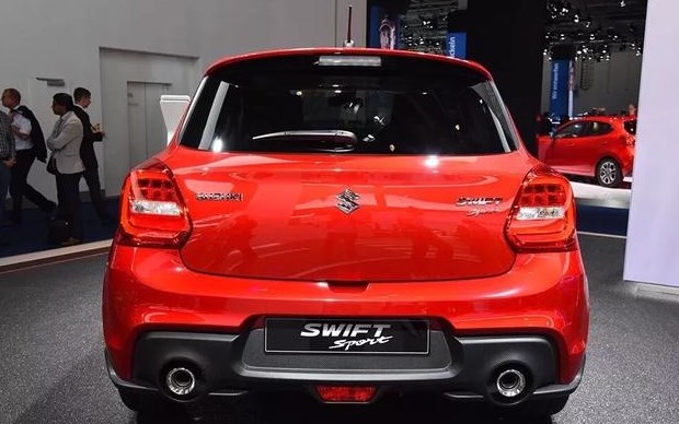 1.5雨燕手动挡对比1.5飞度手动挡,新铃木雨燕1.4t几时引进国内