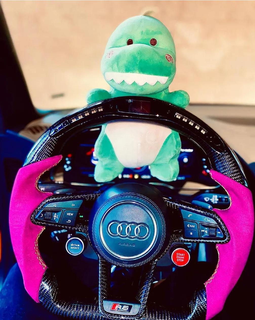 奥迪r8碳纤维车体,碳纤维奥迪r8