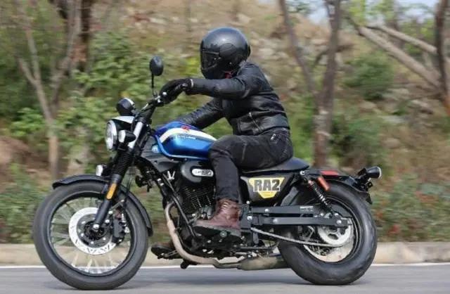 全新美式复古太子车，配CBS联动，13升油箱，极速125，13800元起