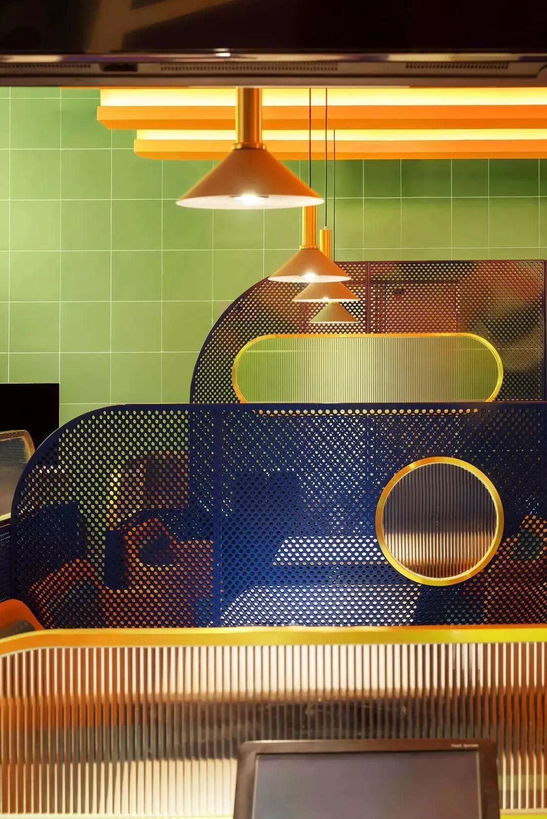 晚餐时间到！餐厅运营、清洁、设计和设计，一站式搞定