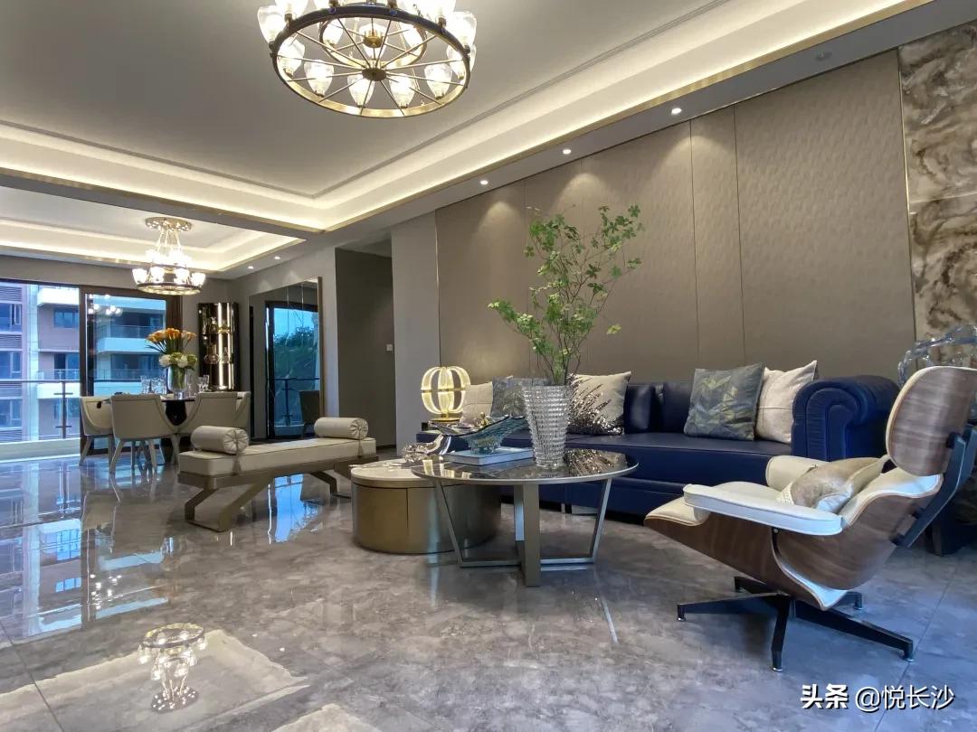 坚挺！高铁西限价首次破万！7字头现房大平层，踩在风口上