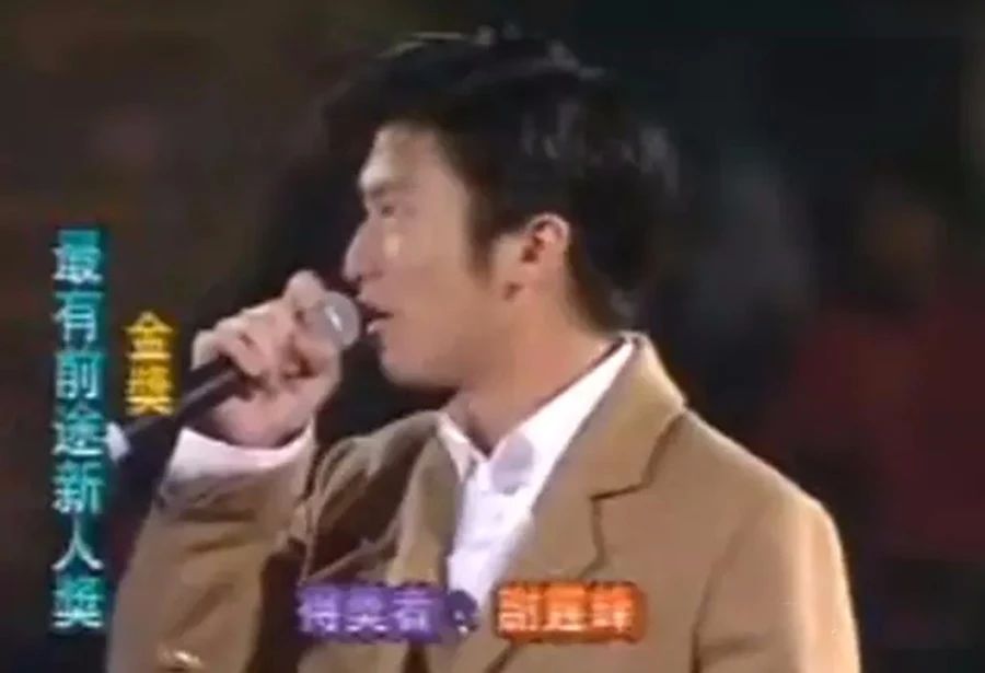 陈奕迅和谢霆锋的歌,陈奕迅比谢霆锋差几岁