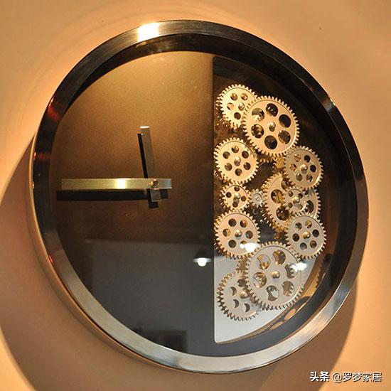 榻胯疆浼犲姩閽熻〃,榻胯疆閽熻〃瑙嗛