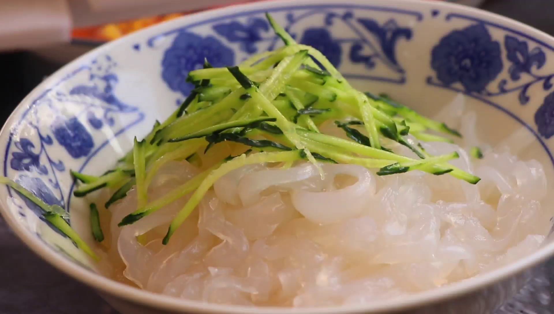 教你做凉粉的配方和技巧,在家自制凉粉嫩滑有弹性太好吃了