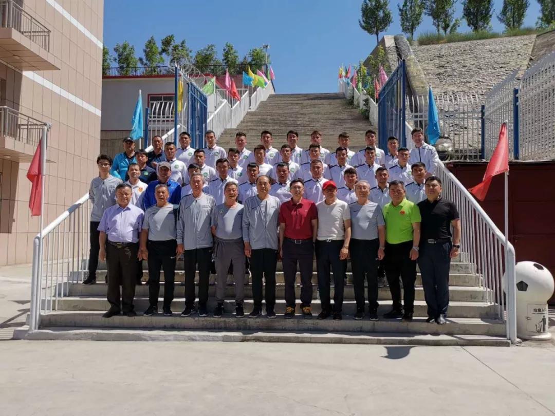 中国足球青训训练营,中国足球名宿团