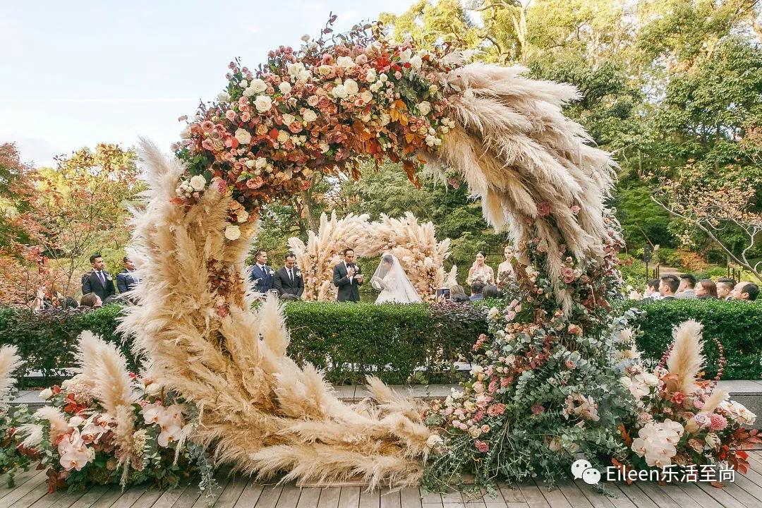 一年大婚3次，赌王女儿都捧场，这位大马最美名媛什么来头？