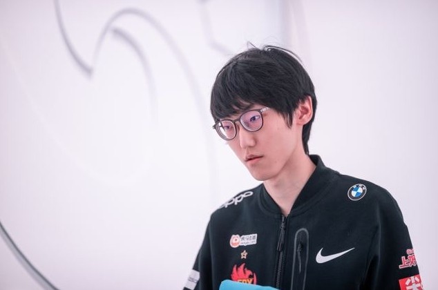 英雄联盟lpl最新转会消息,英雄联盟lpl2024新赛季开始时间