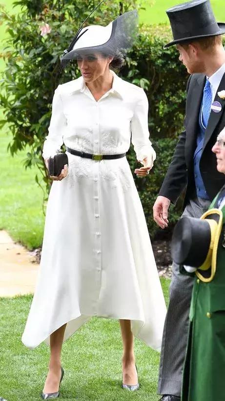 从全世界最会戴帽子的女人身上,学习一点「帽子戏法」