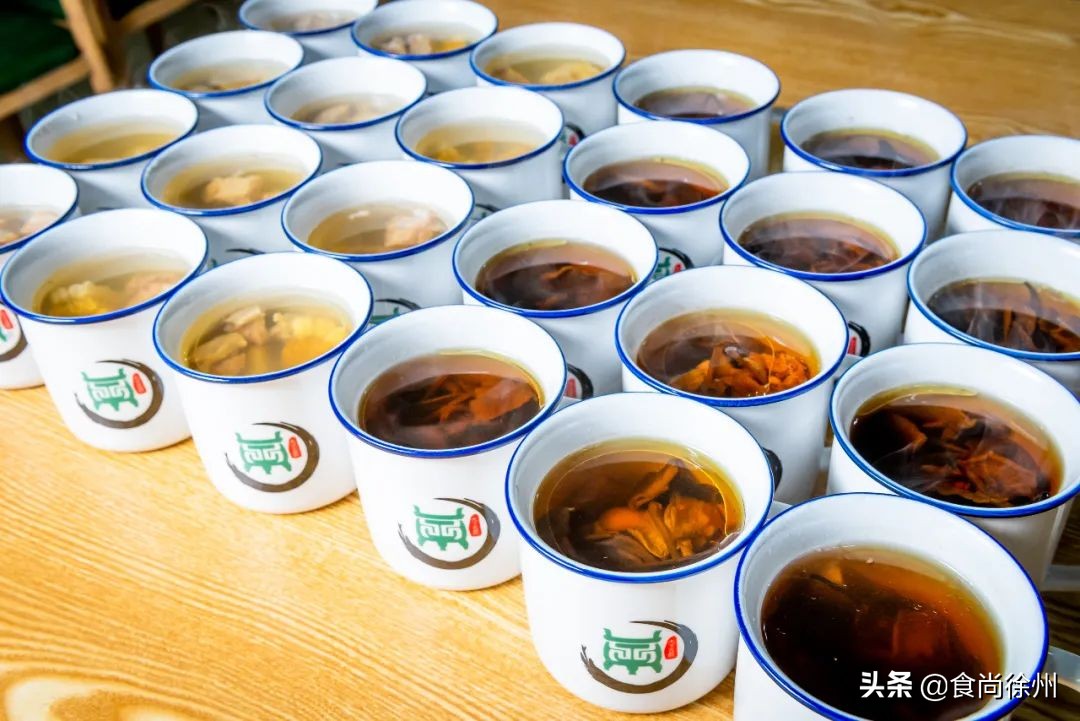 徐州从业28年名厨掌勺！将路边摊“把子肉”做出大排场！