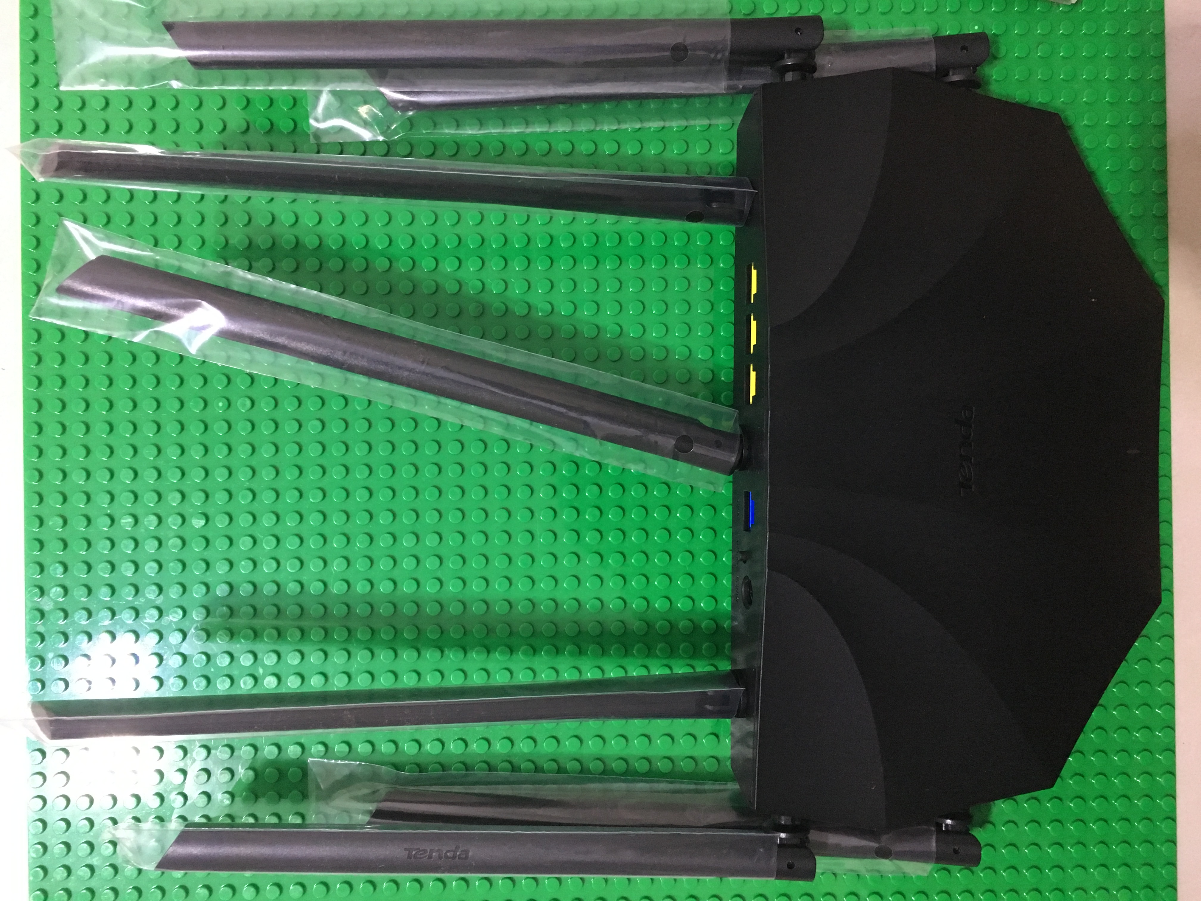 腾达ac23路由器值得购买吗,腾达ac23路由器拆解