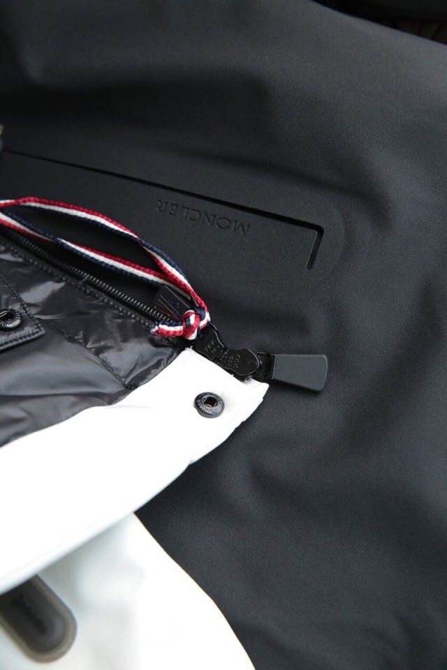 蒙口羽绒服在哪看产地 (蒙口复刻羽绒服)