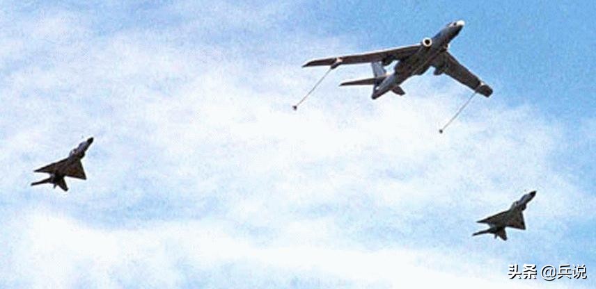 轰-6研制成功,16年极度保密,1984年阅兵才公开亮相