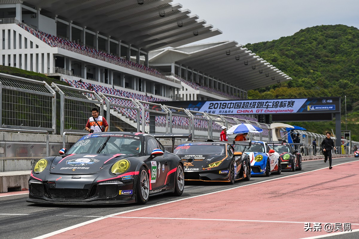 花500万去投资酒吧一年回本值得吗,当一名赛车手可以赚多少钱