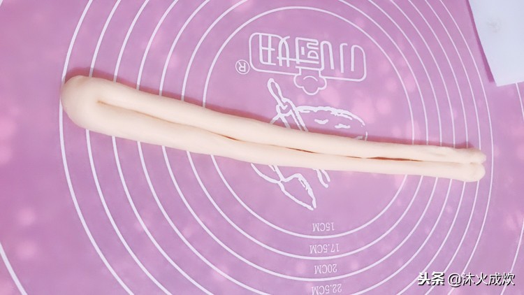 做面包发酵后的面团太湿了怎么办,做面包面团发过了有什么办法