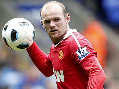 足球装备哪个版本最好看,足球纪念品装备