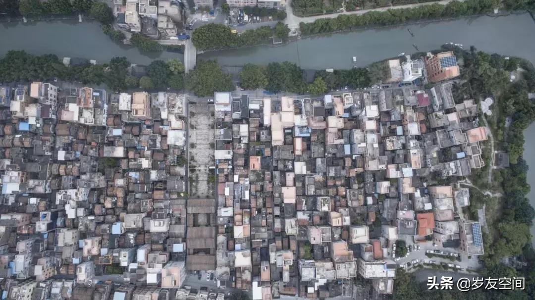 居民楼改造成私人会所,普通居民楼改造成了无敌江景民宿