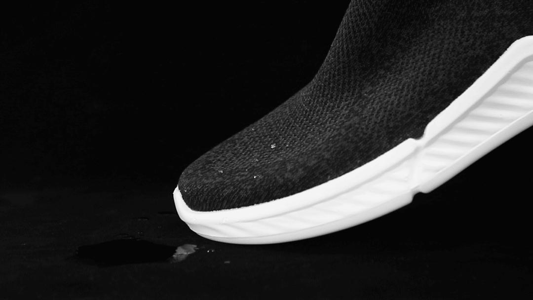 30年的“老鞋匠”宝刀不老！79元做出舒适鞋，小米众筹25万人支持